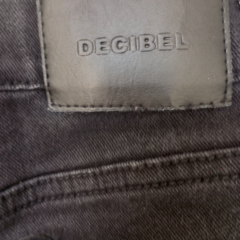 Jeans - Picture 2 of 7